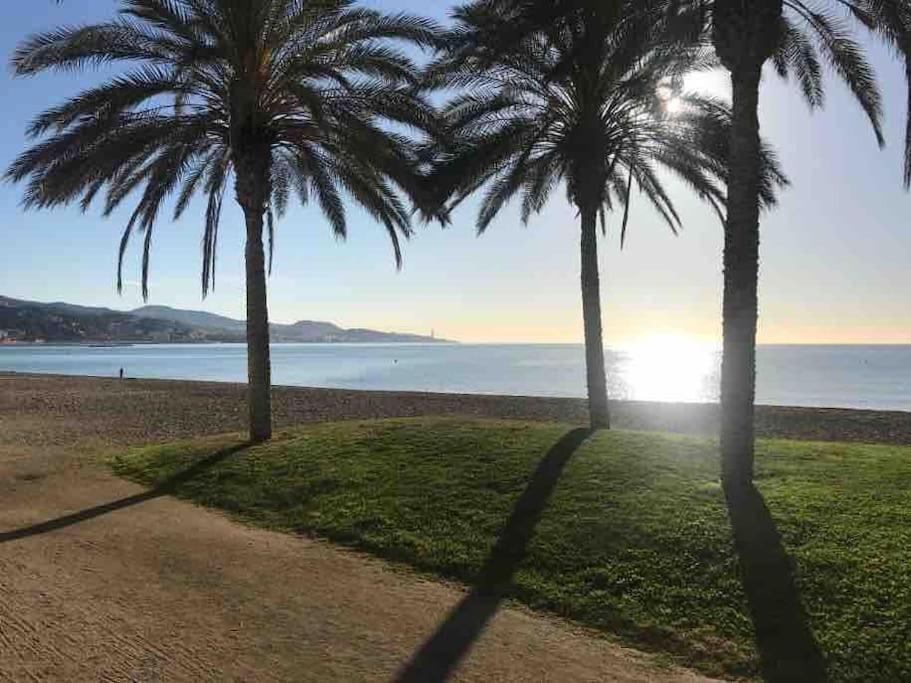 Beautiful Spanish Apartment In Торемолинос Екстериор снимка