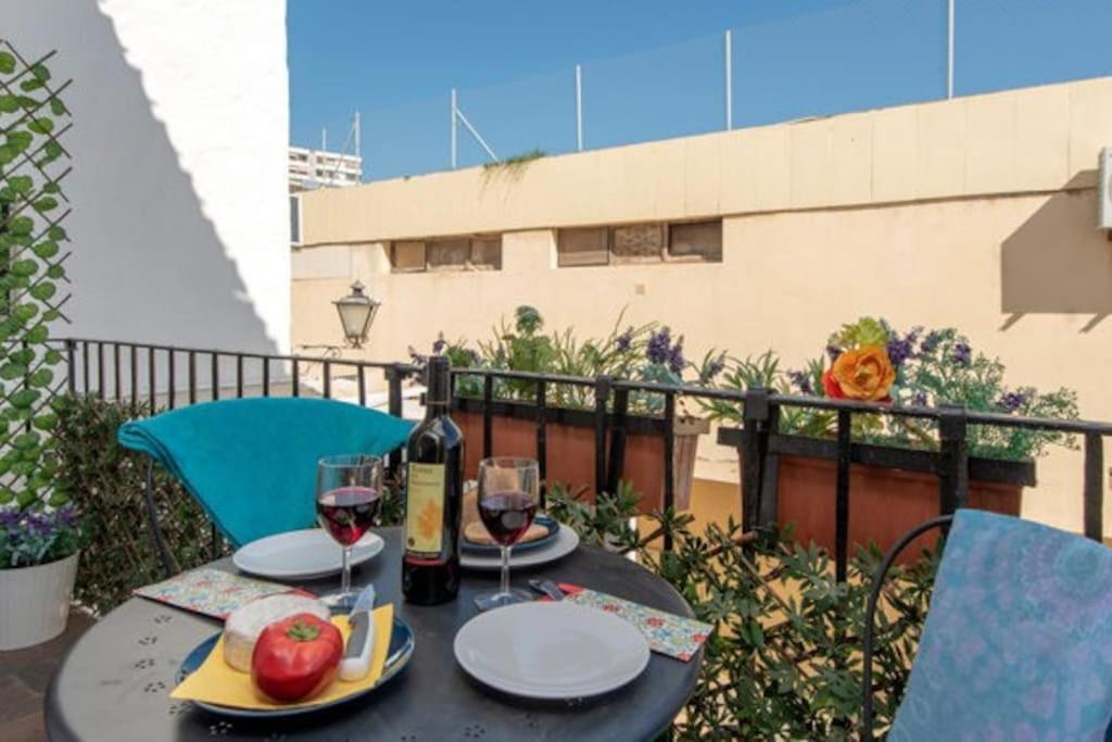 Beautiful Spanish Apartment In Торемолинос Екстериор снимка